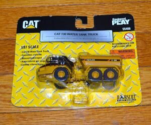 Norscot Equipped Play 1:87 Scale CAT 730 Water Tank Truck (55406) Die-Cast Model